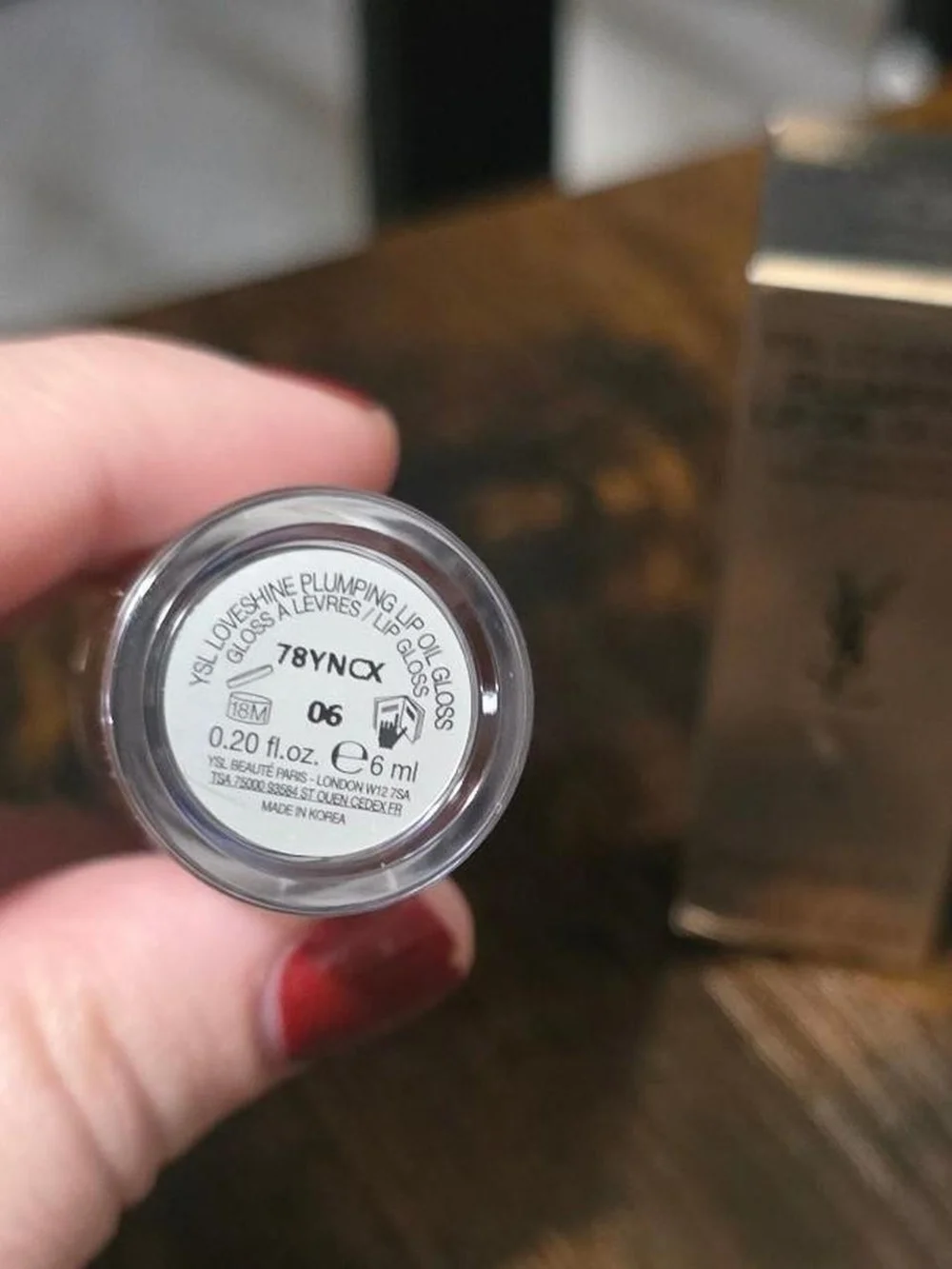 Yves Saint Laurent Loveshine Plumping Lip Oil Gloss